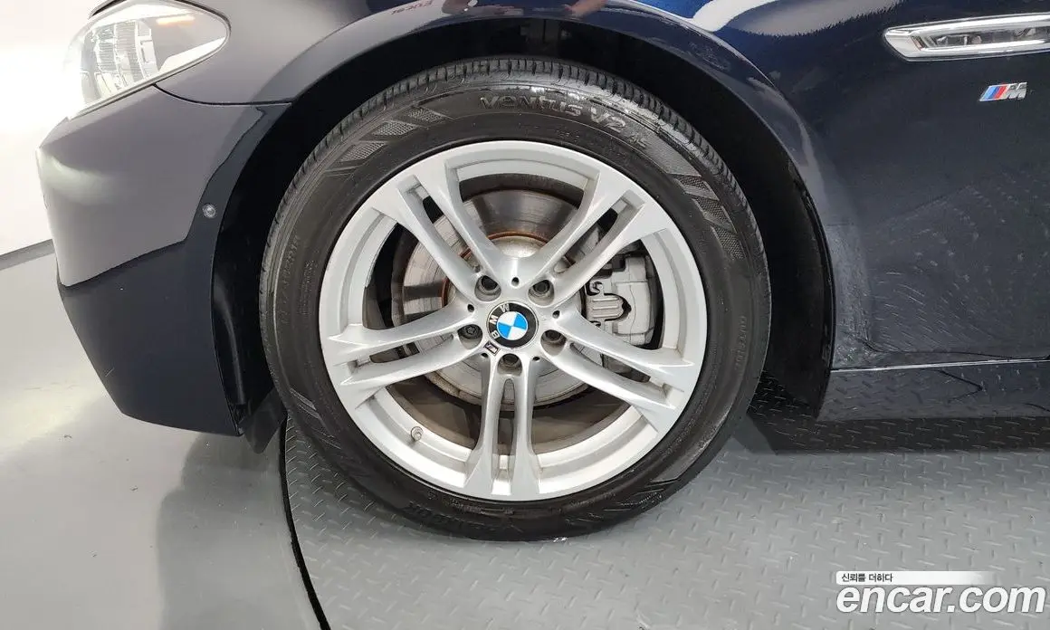 BMW 5 серия 2016 2.0 автомат (гидро), фото 5