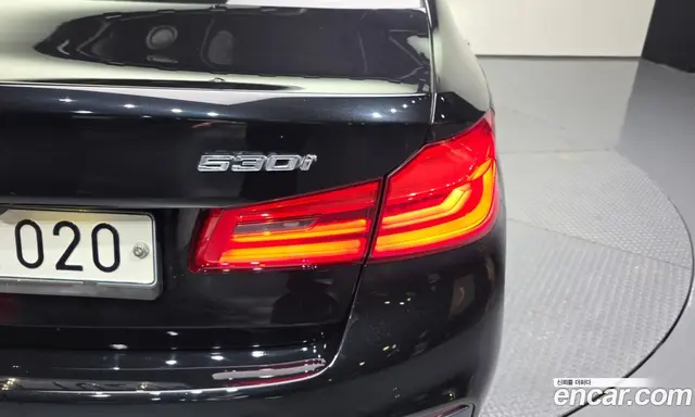 BMW 5 серия 2017 2.0 автомат (гидро), миниатюра 9