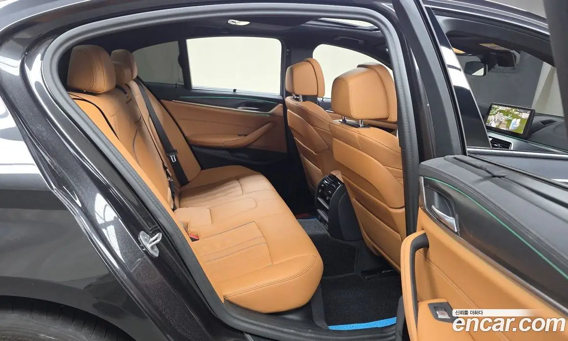 BMW 5 серия 2023 2.0 автомат (гидро), фото 18