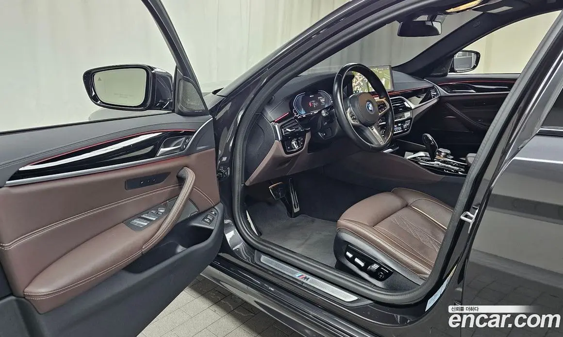 BMW 5 серия 2023 2.0 автомат (гидро), фото 13