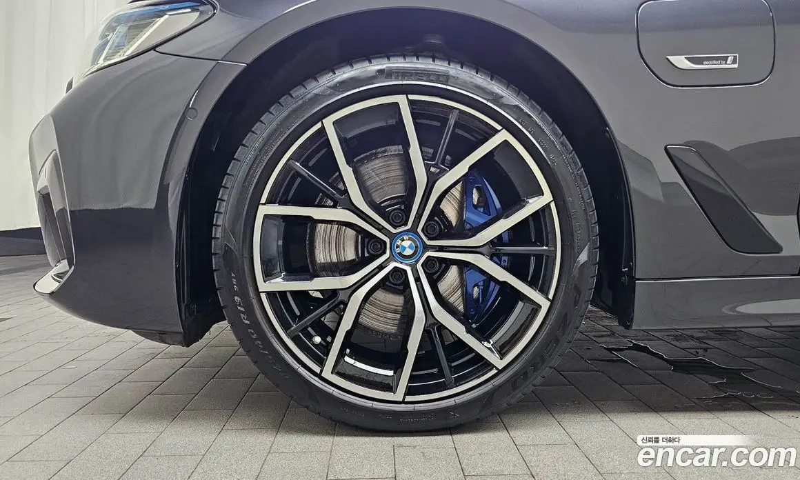 BMW 5 серия 2023 2.0 автомат (гидро), фото 5