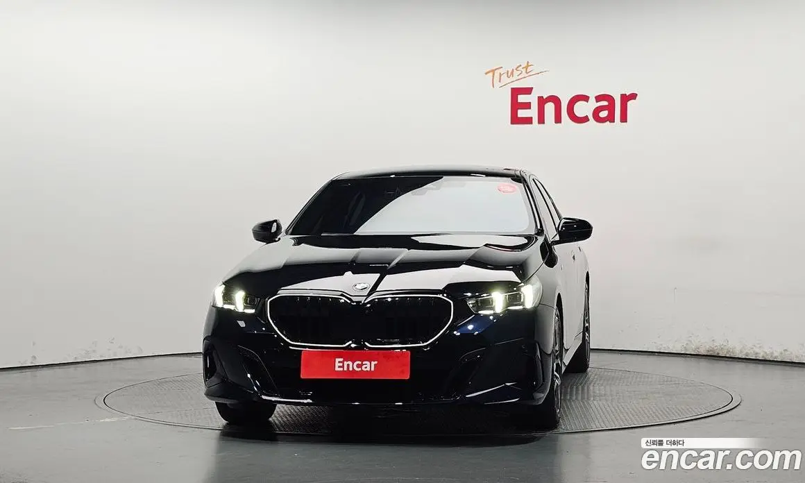 BMW 5 серия 2025 2.0 автомат (гидро), фото 3 BMW 5 серия 2025 2.0 автомат (гидро), фото 3