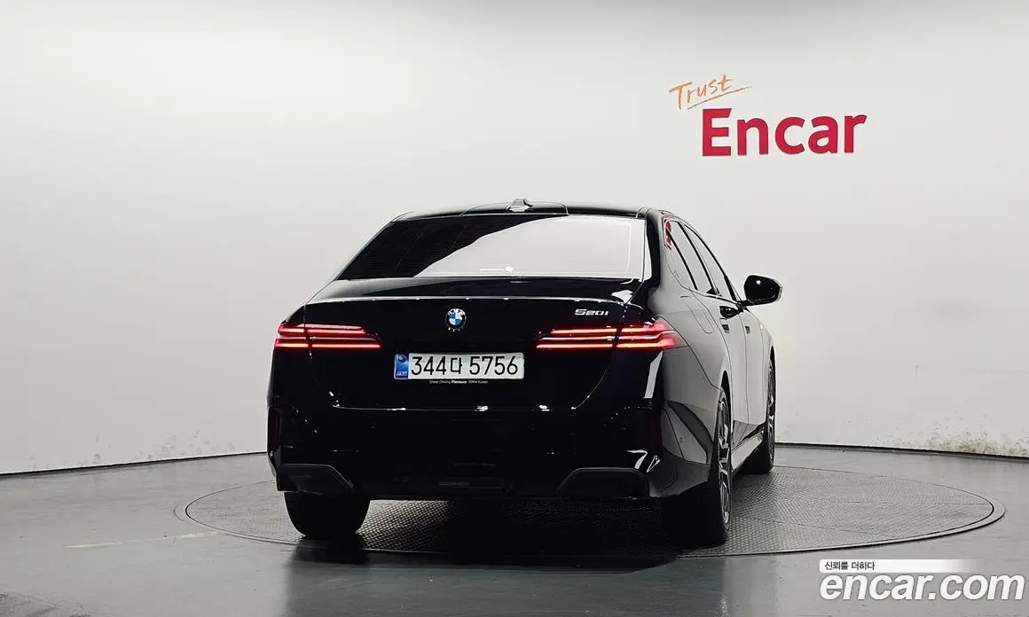 BMW 5 серия 2025 2.0 автомат (гидро), фото 4 BMW 5 серия 2025 2.0 автомат (гидро), фото 4