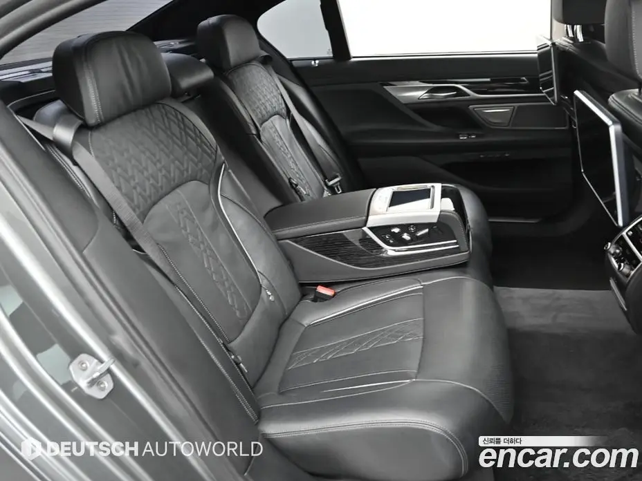 BMW 7 серия 2018 3.0 автомат (гидро), фото 12