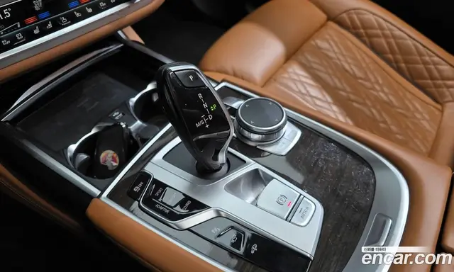 BMW 7 серия 2021 3.0 автомат (гидро), миниатюра 9