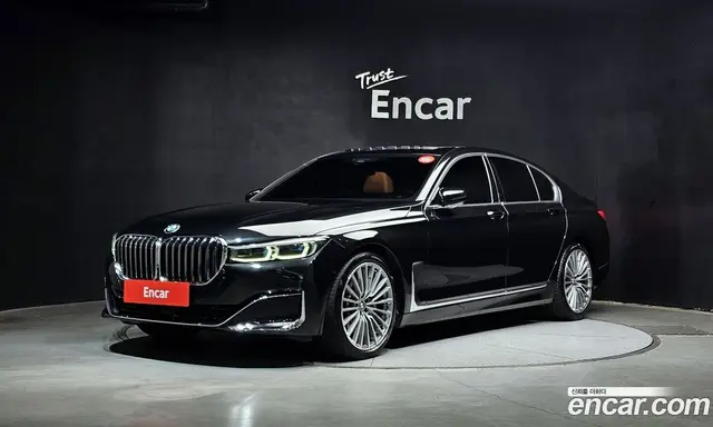 BMW 7 серия, 2022, 49 112 км