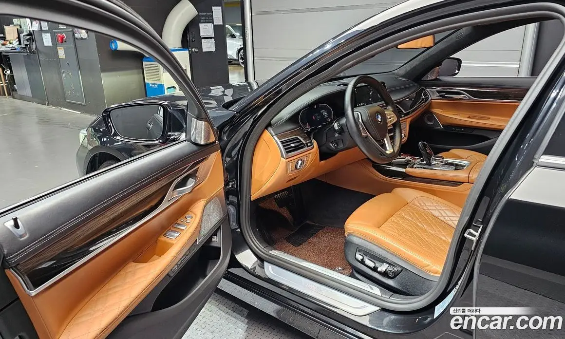 BMW 7 серия 2022 3.0 автомат (гидро), фото 13