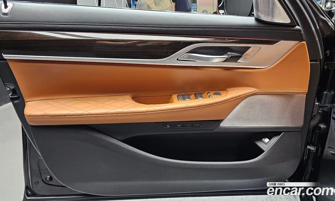 BMW 7 серия 2022 3.0 автомат (гидро), фото 14