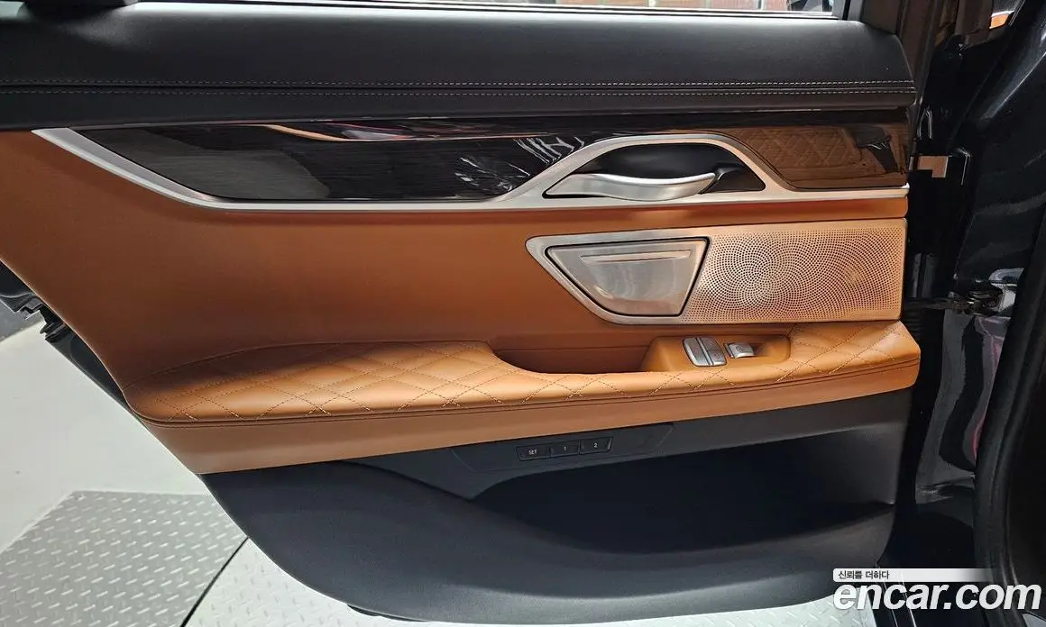 BMW 7 серия 2022 3.0 автомат (гидро), фото 15
