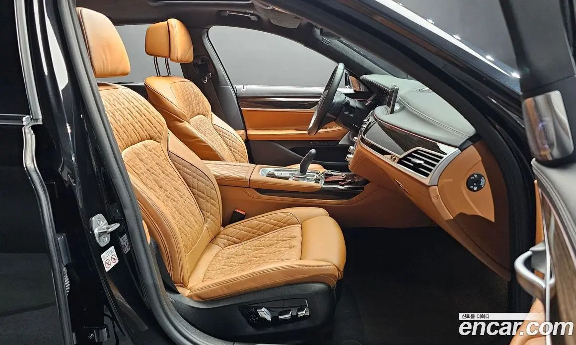 BMW 7 серия 2022 3.0 автомат (гидро), фото 17
