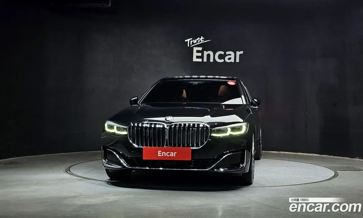 BMW 7 серия 2022 3.0 автомат (гидро), фото 3