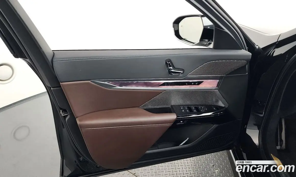 BMW 7 серия 2023 3.0 автомат (гидро), фото 14