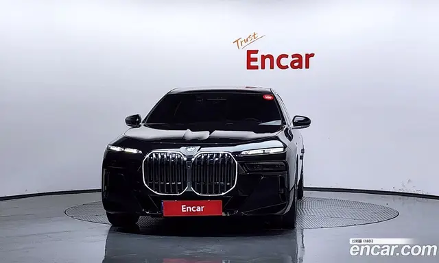 BMW 7 серия 2023 3.0 автомат (гидро), миниатюра 3