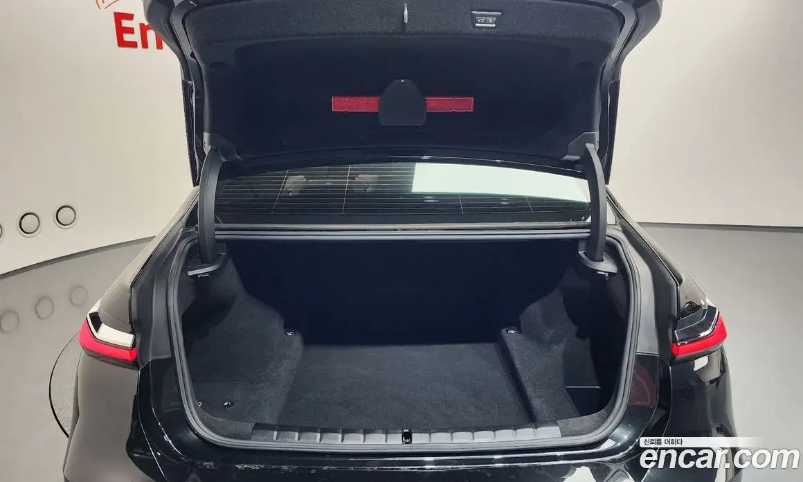 BMW 7 серия 2023 3.0 автомат (гидро), фото 26