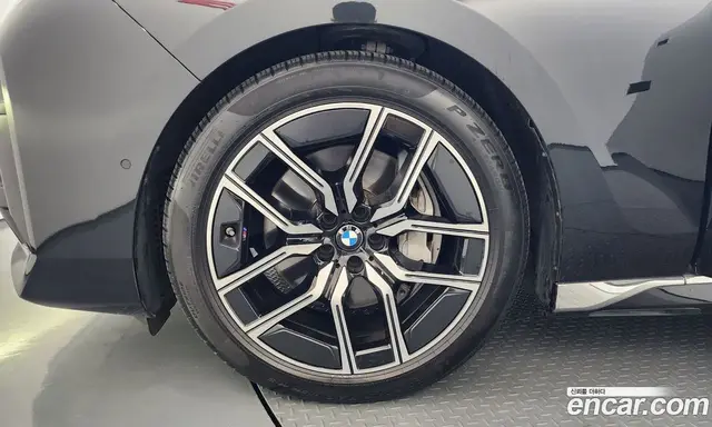BMW 7 серия 2023 3.0 автомат (гидро), миниатюра 5