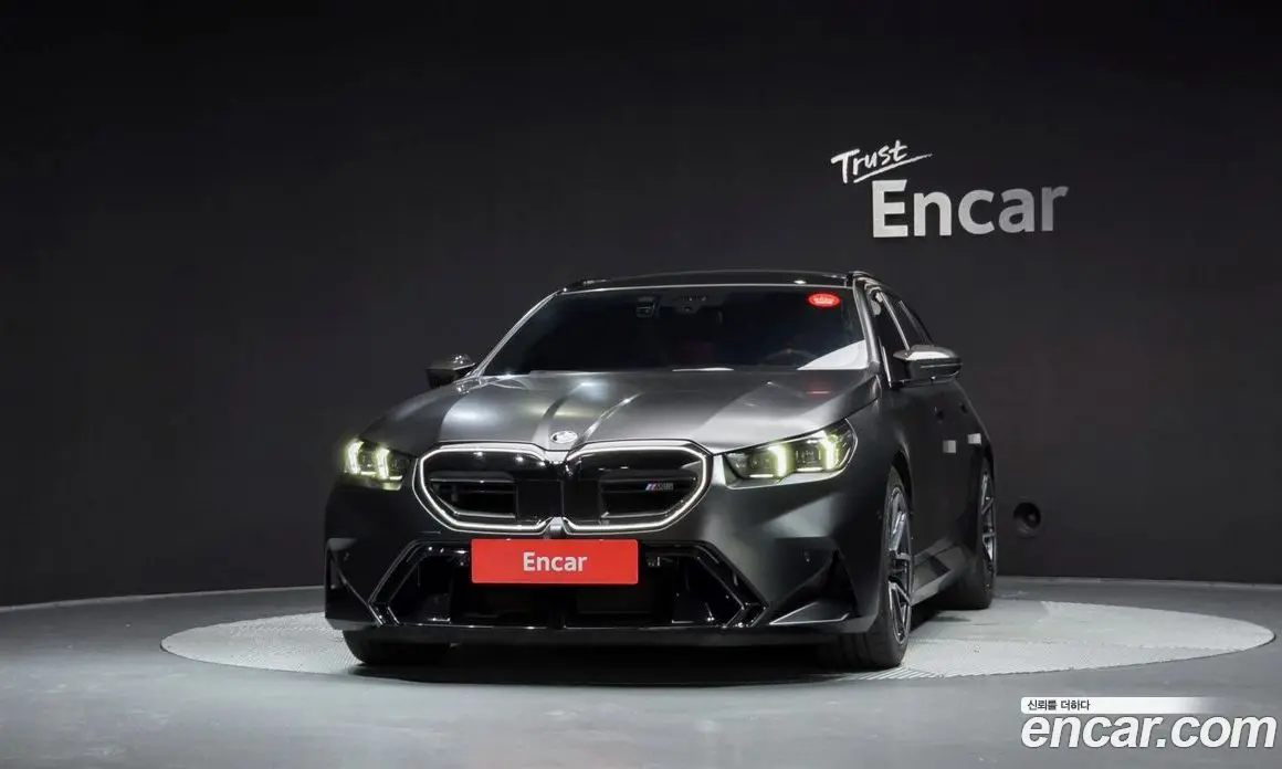 BMW M5 2025 4.4 автомат (гидро), фото 3