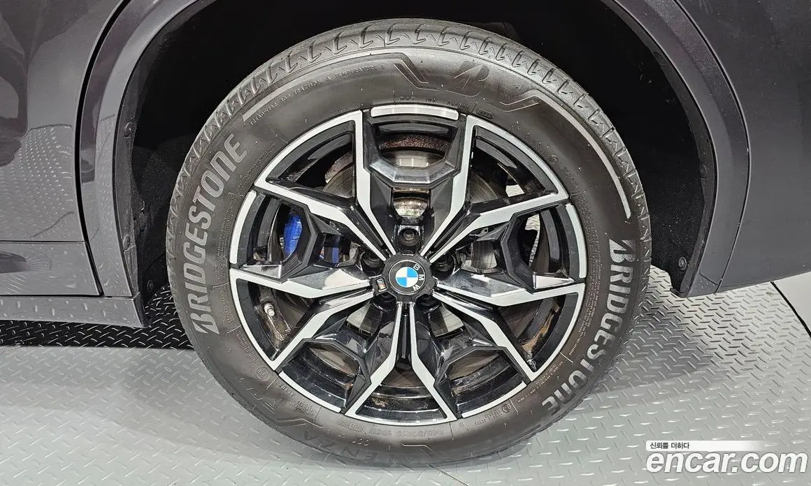 BMW X3 2024 2.0 автомат (гидро), фото 7