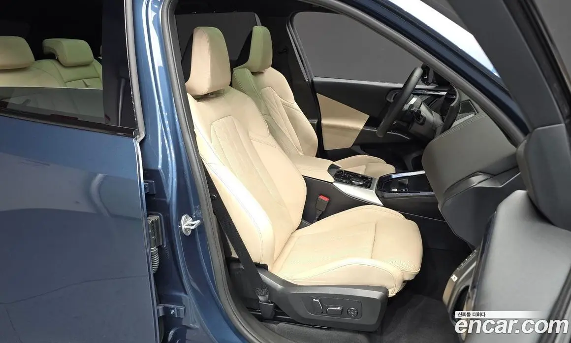 BMW X3 2025 2.0 автомат (гидро), фото 12