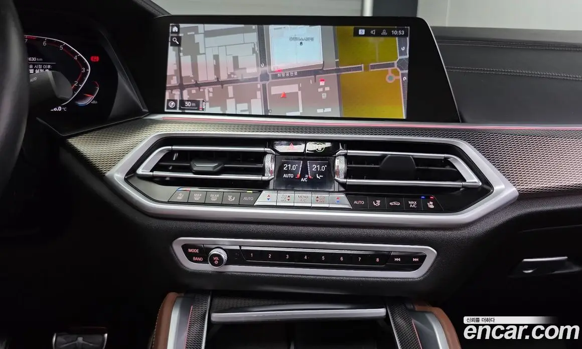BMW X6 2022 3.0 автомат (гидро), фото 23