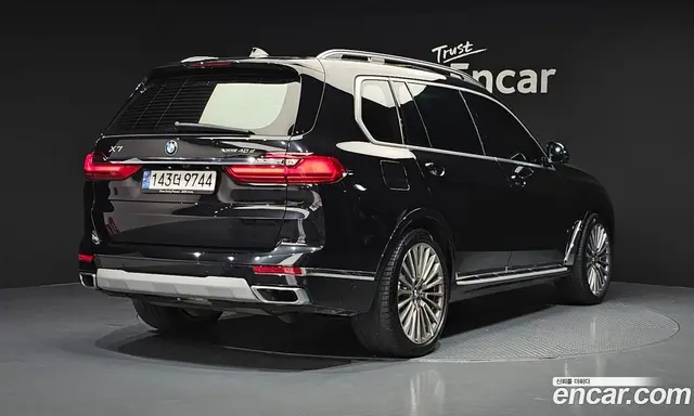 BMW X7 2022 3.0 автомат (гидро), миниатюра 2