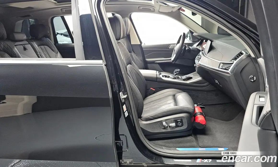 BMW X7 2022 3.0 автомат (гидро), фото 16