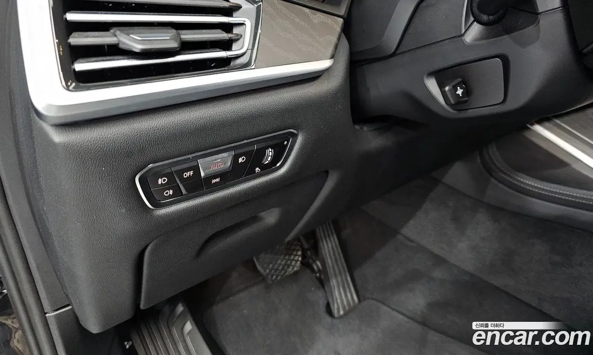 BMW X7 2022 3.0 автомат (гидро), фото 28