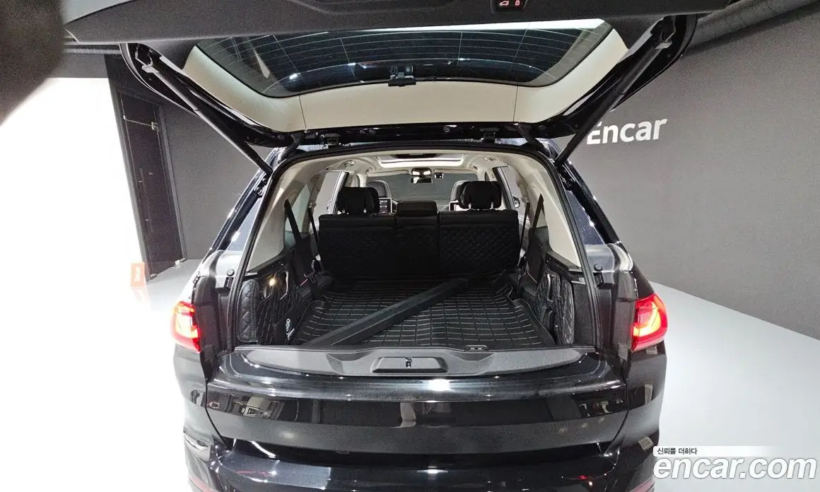 BMW X7 2022 3.0 автомат (гидро), фото 30