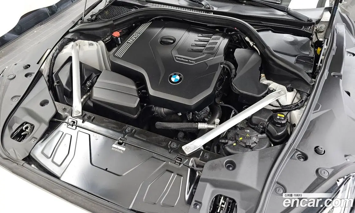 BMW Z4 2022 2.0 автомат (гидро), фото 6