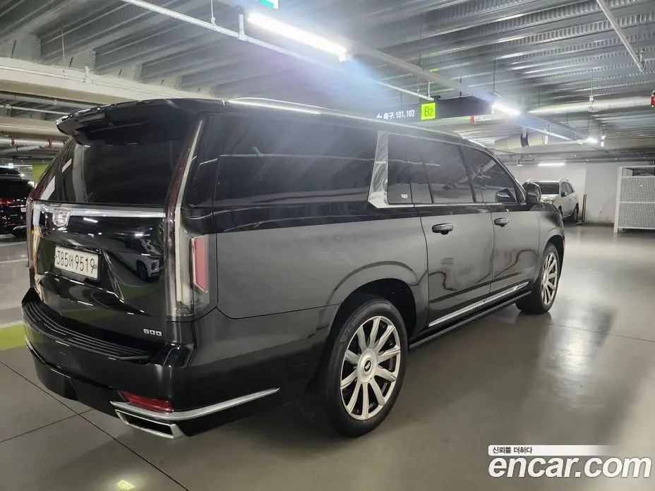 Cadillac Escalade 2021 6.2 автомат (гидро), фото 5 Cadillac Escalade 2021 6.2 автомат (гидро), фото 5