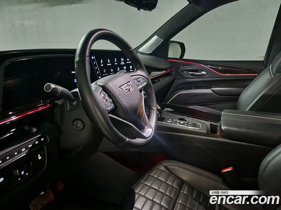 Cadillac Escalade 2021 6.2 автомат (гидро), фото 8 Cadillac Escalade 2021 6.2 автомат (гидро), фото 8