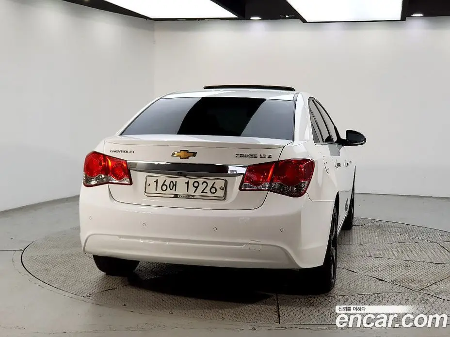 Chevrolet Cruze 2012 2.0 автомат (гидро), фото 3