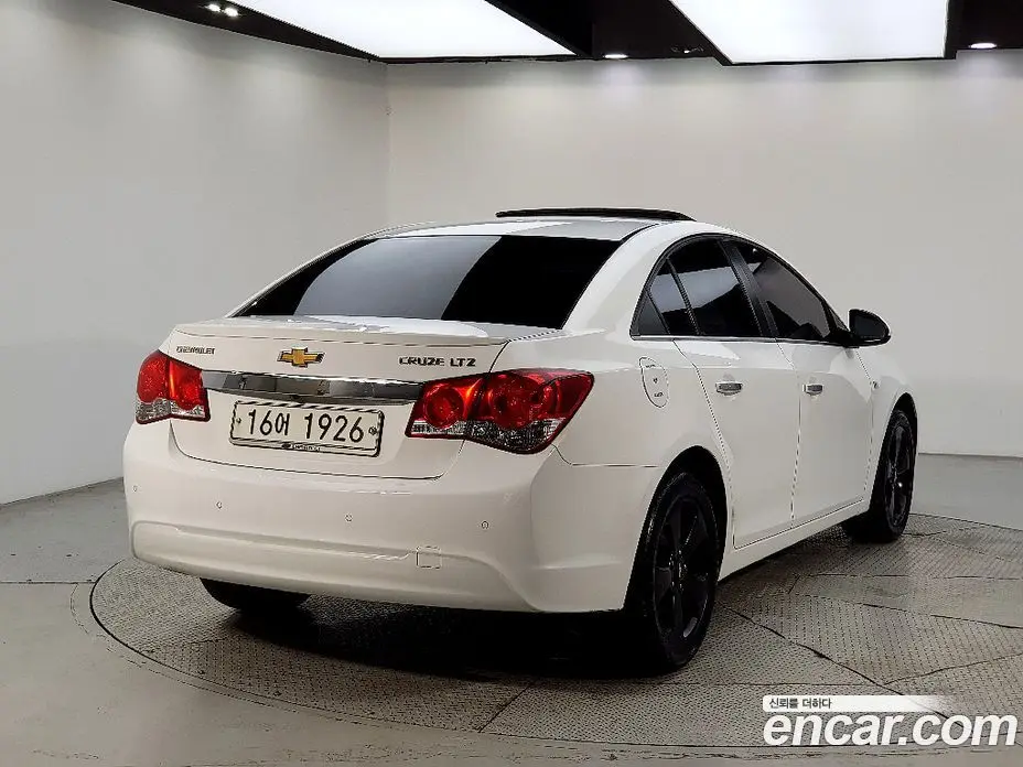 Chevrolet Cruze 2012 2.0 автомат (гидро), фото 4
