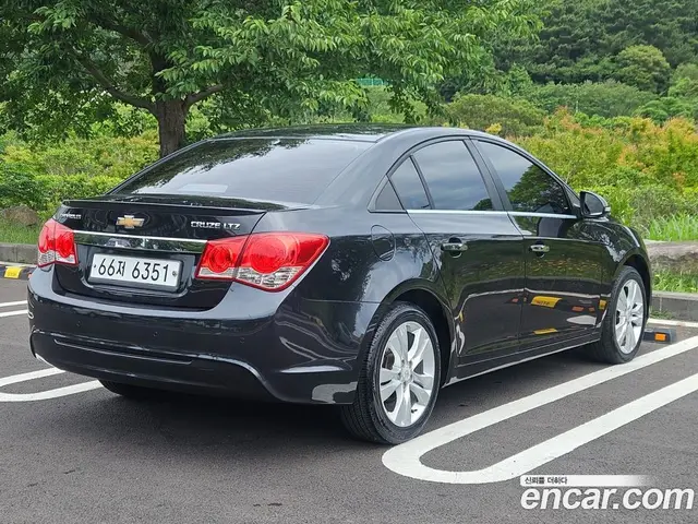Chevrolet Cruze 2014 1.8 автомат (гидро), миниатюра 2