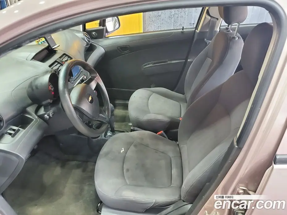 Chevrolet Spark 2012 1.0 автомат (гидро), фото 10