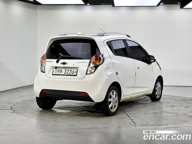 Chevrolet Spark 2012 1.0 механика, миниатюра 4