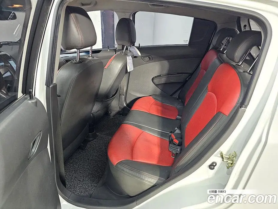 Chevrolet Spark 2012 1.0 механика, фото 9