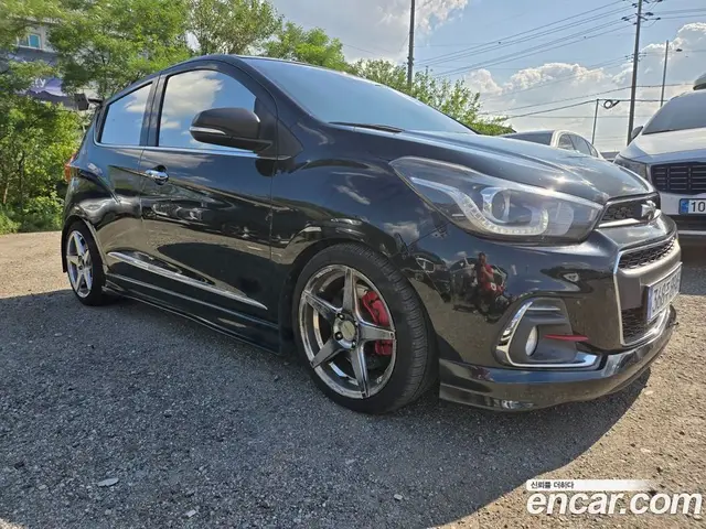 Chevrolet Spark 2015 1.0 автомат (гидро), миниатюра 3