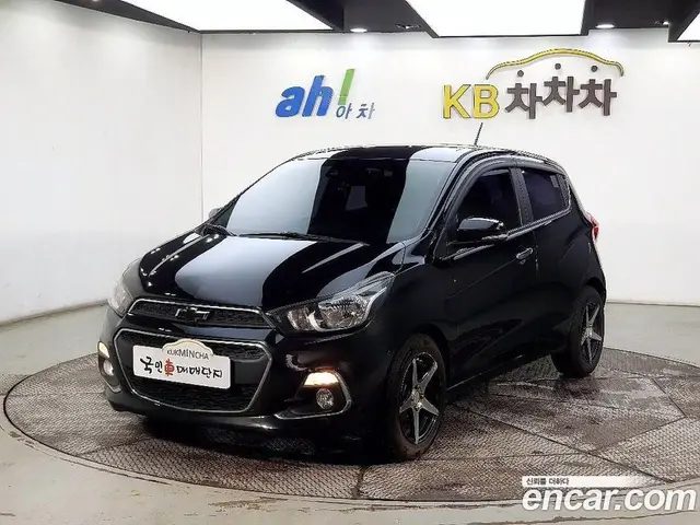 Chevrolet Spark 2016 1.0 автомат (гидро), миниатюра 1