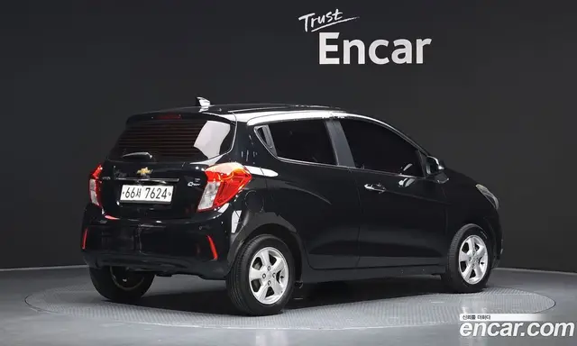 Chevrolet Spark 2016 1.0 автомат (гидро), миниатюра 2