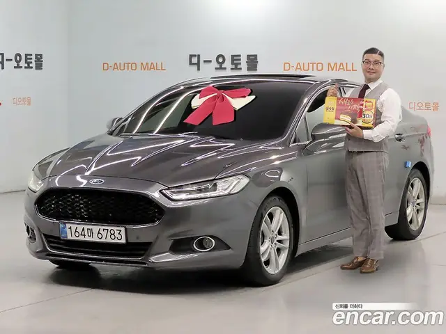 Ford Mondeo 2015 2.0 автомат (гидро), миниатюра 1 Ford Mondeo 2015 2.0 автомат (гидро), миниатюра 1