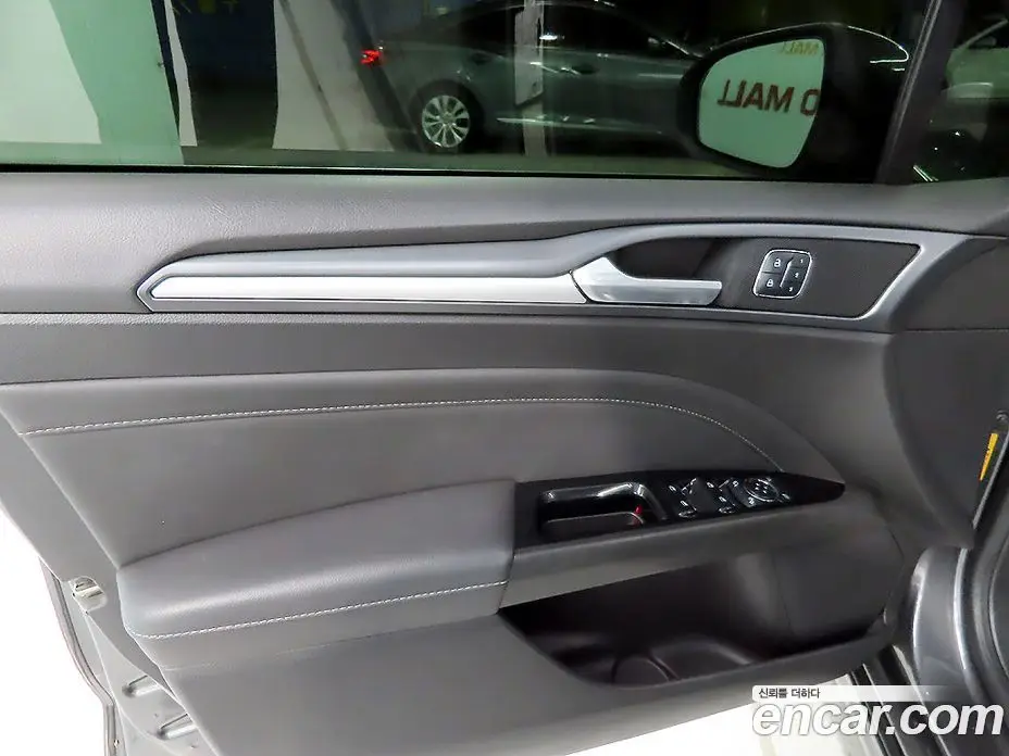Ford Mondeo 2015 2.0 автомат (гидро), фото 13 Ford Mondeo 2015 2.0 автомат (гидро), фото 13