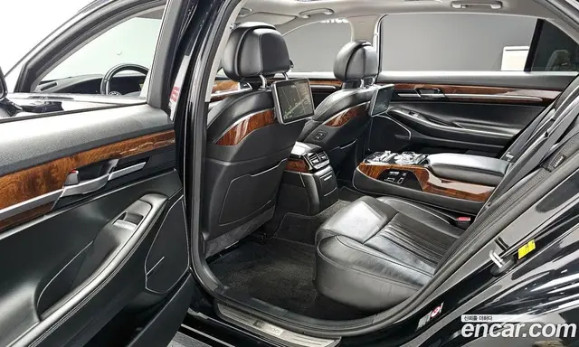 Genesis EQ900 2017 3.8 автомат (гидро), миниатюра 10 Genesis EQ900 2017 3.8 автомат (гидро), миниатюра 10