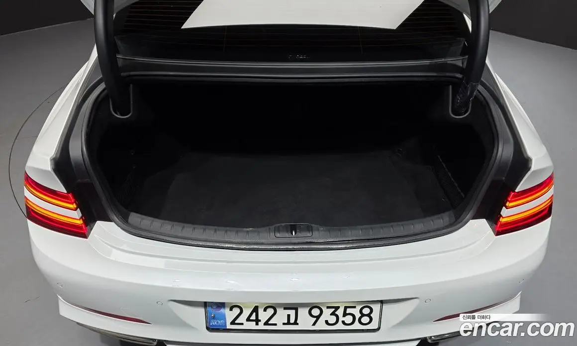 Genesis G80 2023 2.5 автомат (гидро), фото 23
