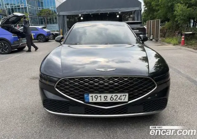 Genesis G90, 2023, 111 218 км