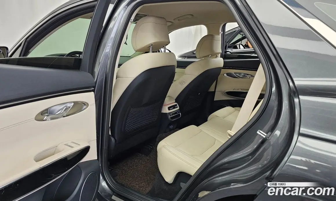 Genesis GV70 2021 2.2 автомат (гидро), фото 16