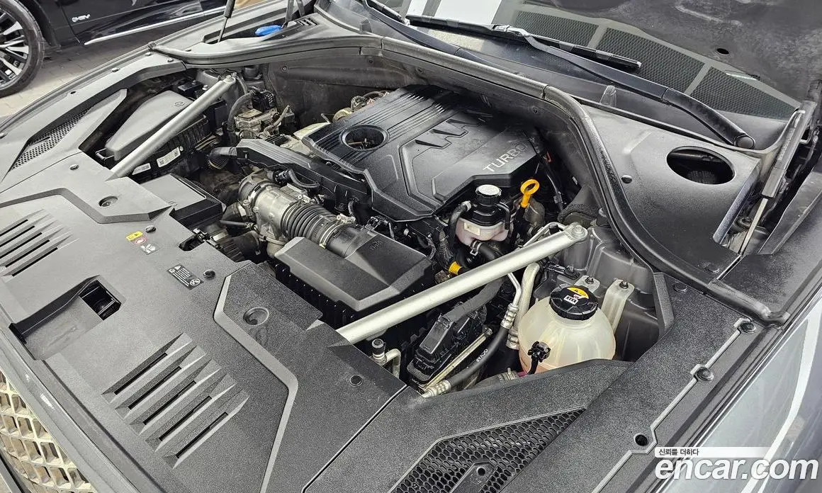 Genesis GV70 2021 2.2 автомат (гидро), фото 6