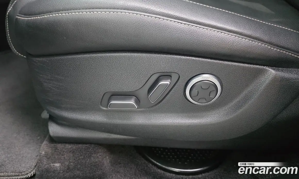 Genesis GV80 2021 2.5 автомат (гидро), фото 31 Genesis GV80 2021 2.5 автомат (гидро), фото 31