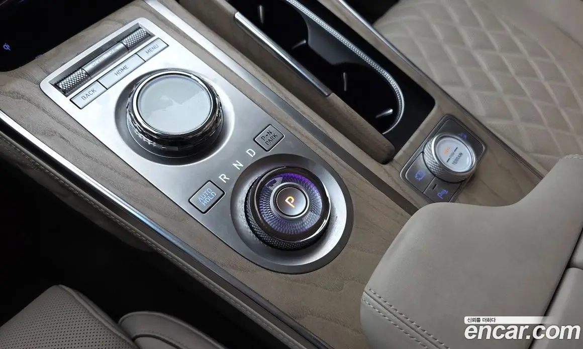 Genesis GV80 2023 2.5 автомат (гидро), фото 12 Genesis GV80 2023 2.5 автомат (гидро), фото 12