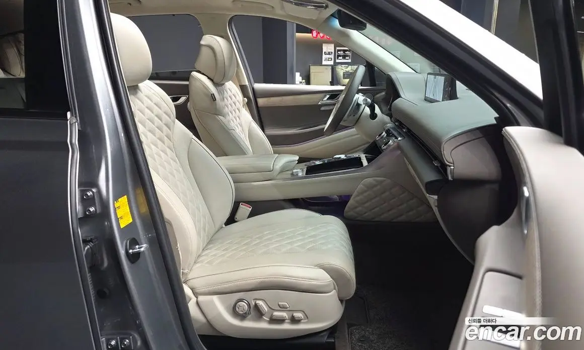 Genesis GV80 2023 2.5 автомат (гидро), фото 17 Genesis GV80 2023 2.5 автомат (гидро), фото 17