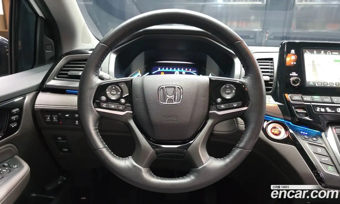Honda Odyssey 2023 3.5 автомат (гидро), фото 19
